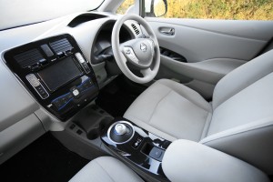 Nissan_Leaf_interior